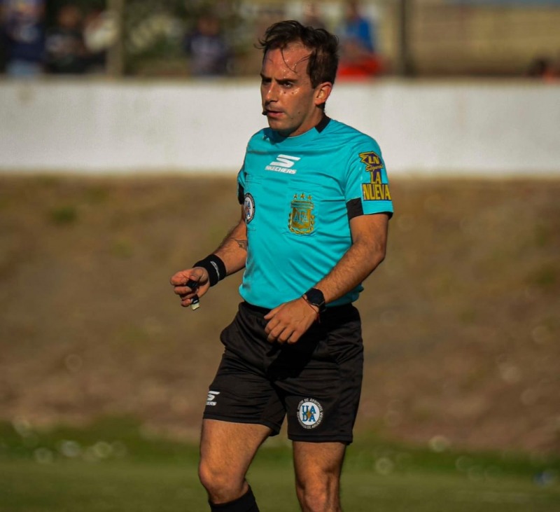 Nicol�s Moreno dirigir� Racing � Embajadores